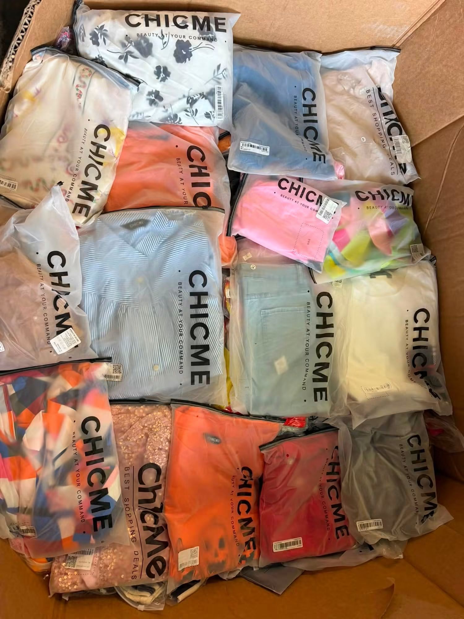 Brand CHICME Pallet - Image 6