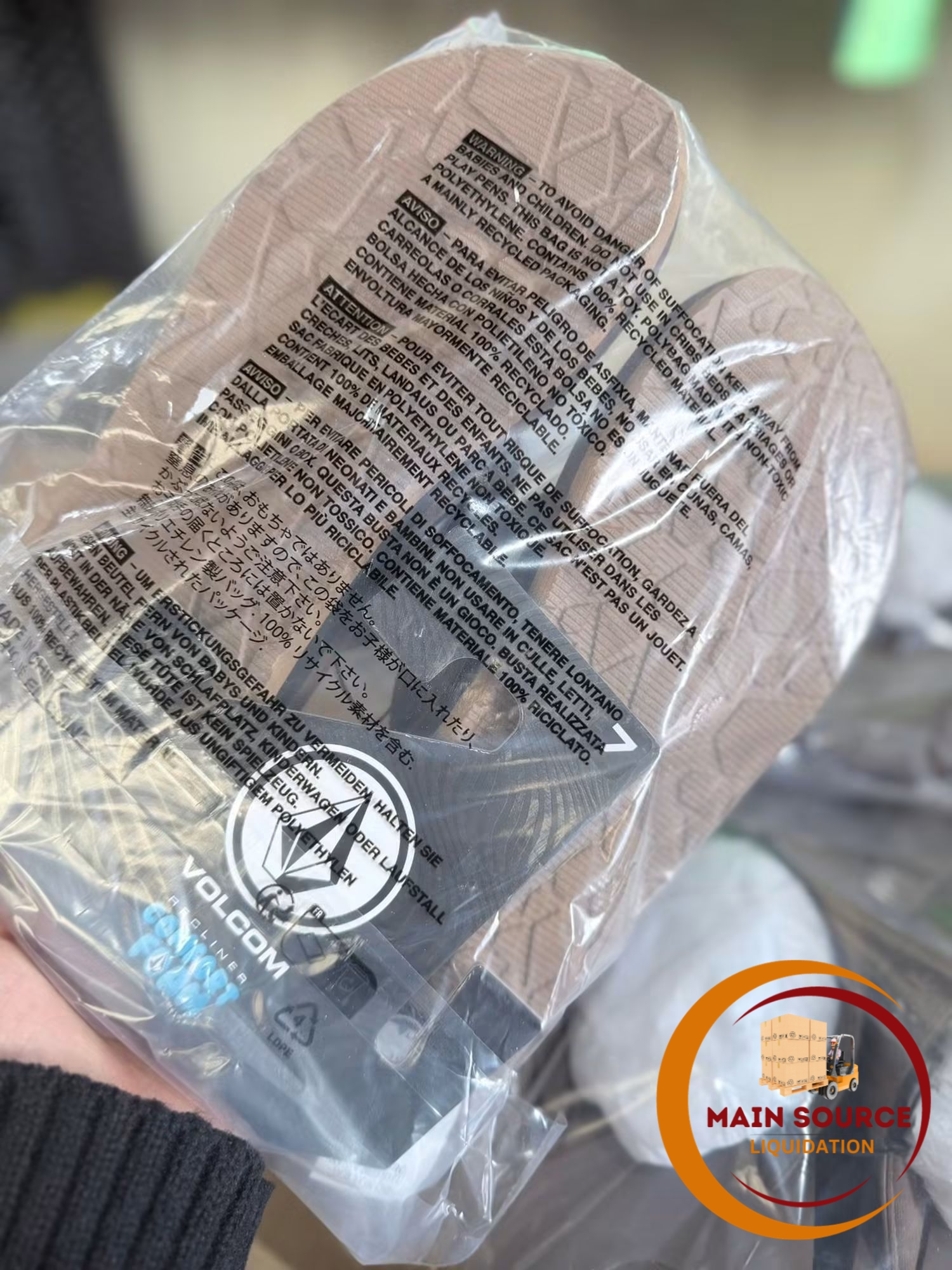 Pallets of socks and hose - Image 8
