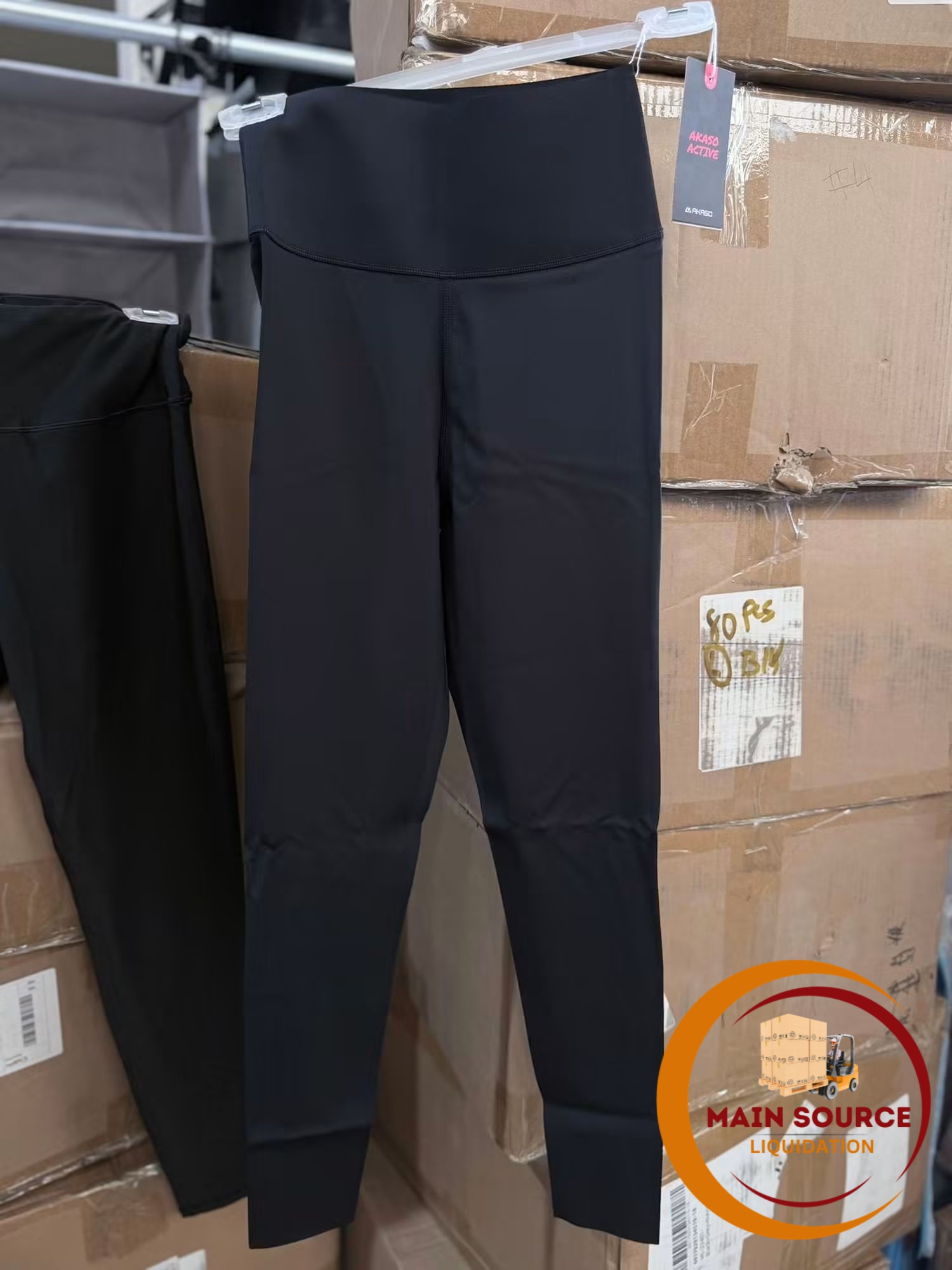 Pallets of socks and hose - Image 7