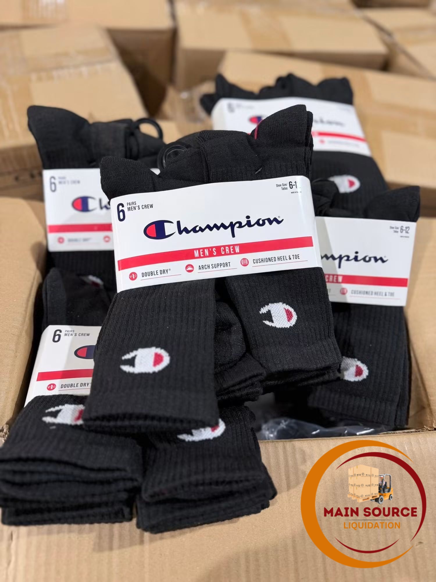 Pallets of socks and hose - Image 2